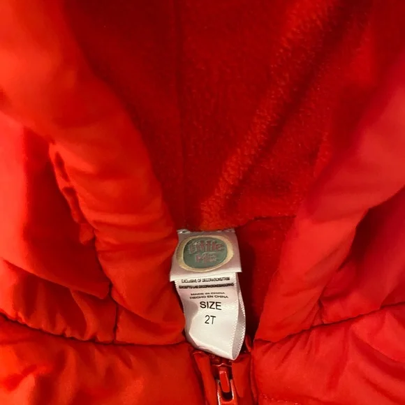 Red warm outwear - Picture 6 of 7